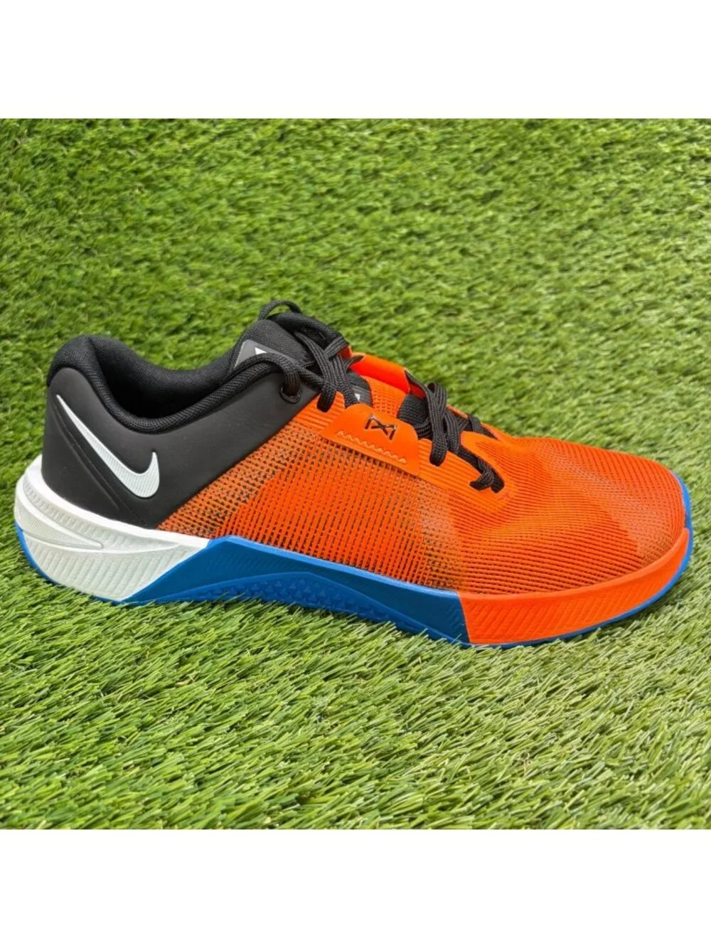 Nike Metcon 10 Men Size 12.5 Orange Black White Athletic Training Shoes Sneakers
